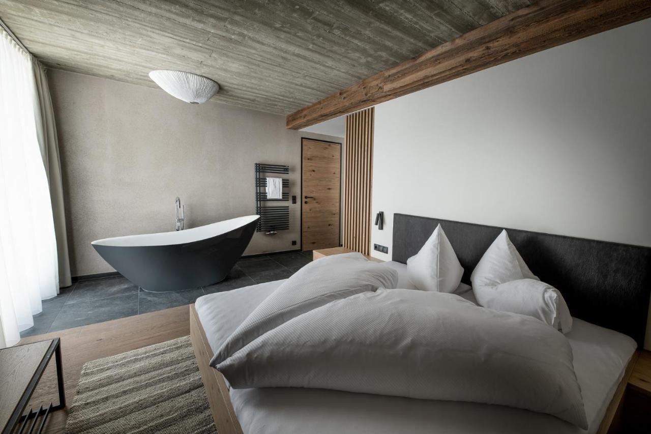 Glanz & Glory Appartements Laengenfeld Ngoại thất bức ảnh